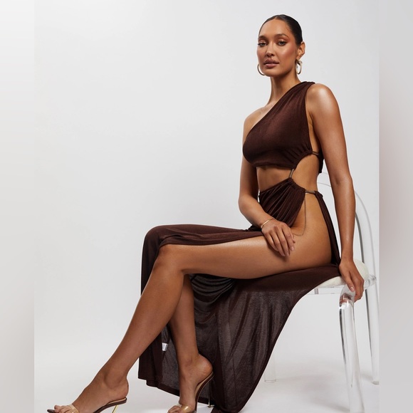 Meshki Dresses & Skirts - Meshki Paige Ruched Side Cut Out Maxi